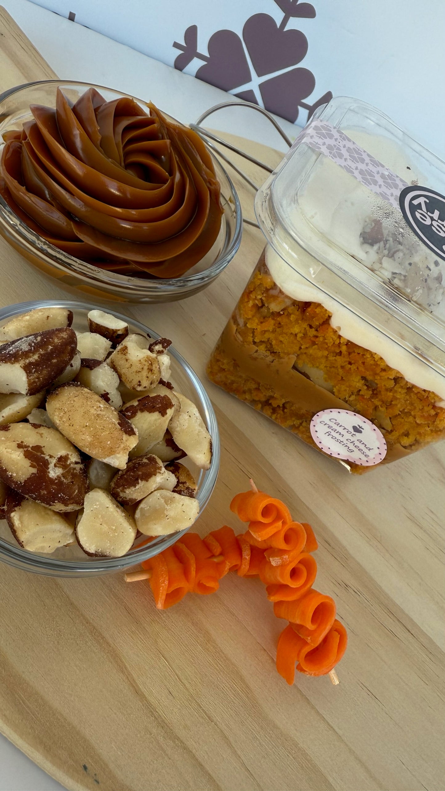 Carrot & cream cheese frosting Cake Jar